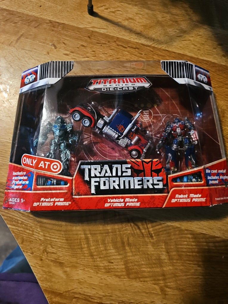 TRANSFORMERS (TITANIUM SERIES)