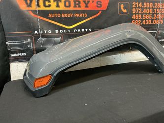 JEEP WRANGLER SAHARA 2018-2025 LH FLARE FENDER OEM