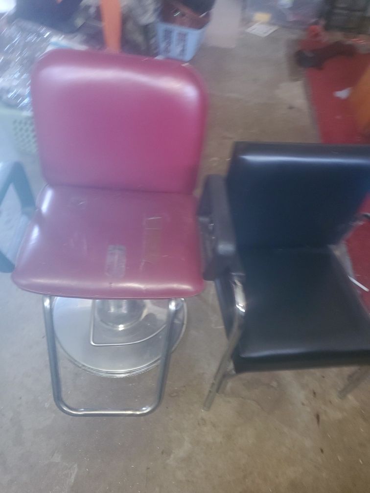 Barber & shampoo chair