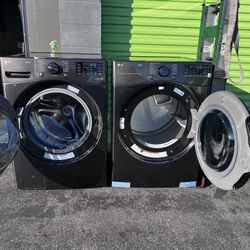 Washer And Dryer Set Gas LG. Black Stainless $1299