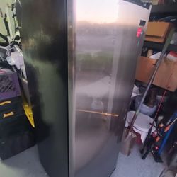 Small Fridge/freezer For Garage 
