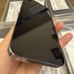 iPhone 15 Pro Max Unlocked Excellent 