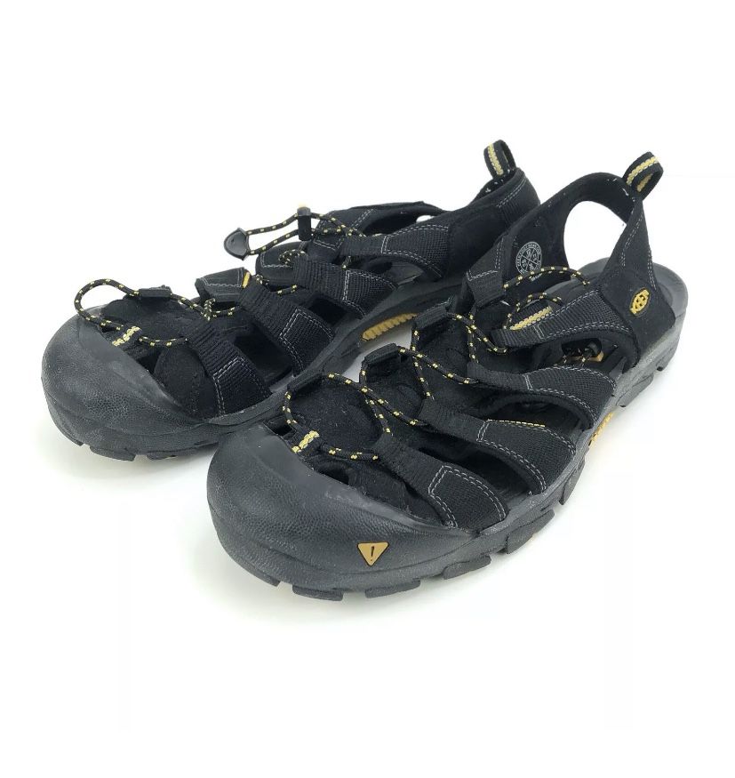 KEEN Mens Hiking Waterproof Closed Toe Sandals Great Condition Size 12