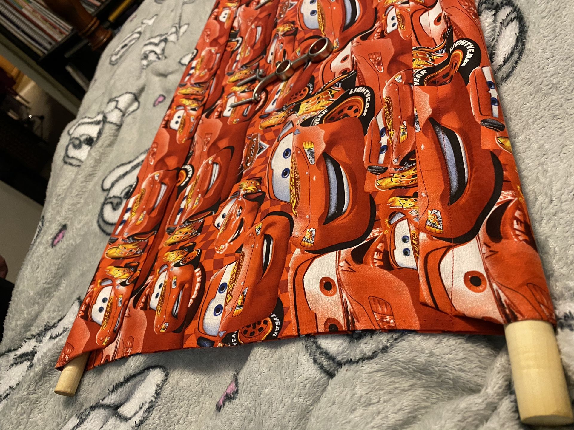 Cars Lightening McQueen Cloth Tablet/Bookshelf