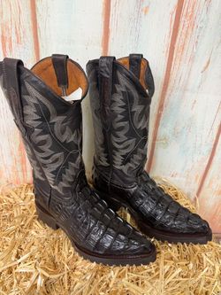 COWBOY BOOTS SIZE 6 BROWN J TOE IN BOX