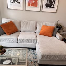 ✨ Modern Light Gray Sectional Sofa – Excellent Condition!