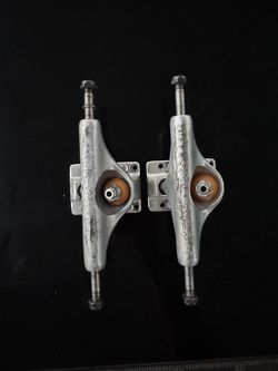 Indepent Trucks 129 skateboarding