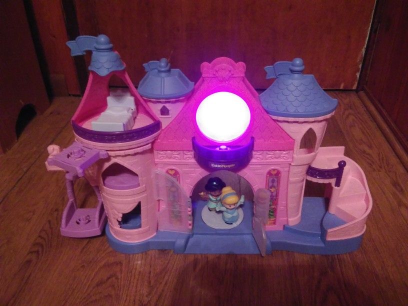 Fisherprice Little People Disney Princess Magical Lights & Sounds Dancing Castle