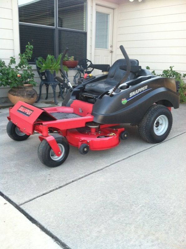 Brand new old stock Snapper 250Z zero turn mower!