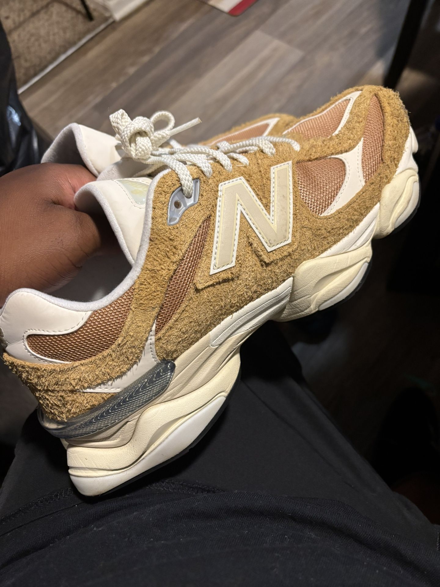 New Balance 9060 Sz 13