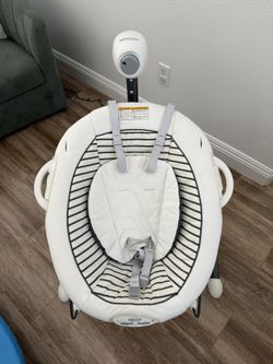 Graco Soothe n Sway LX Swing w Portable Rocker