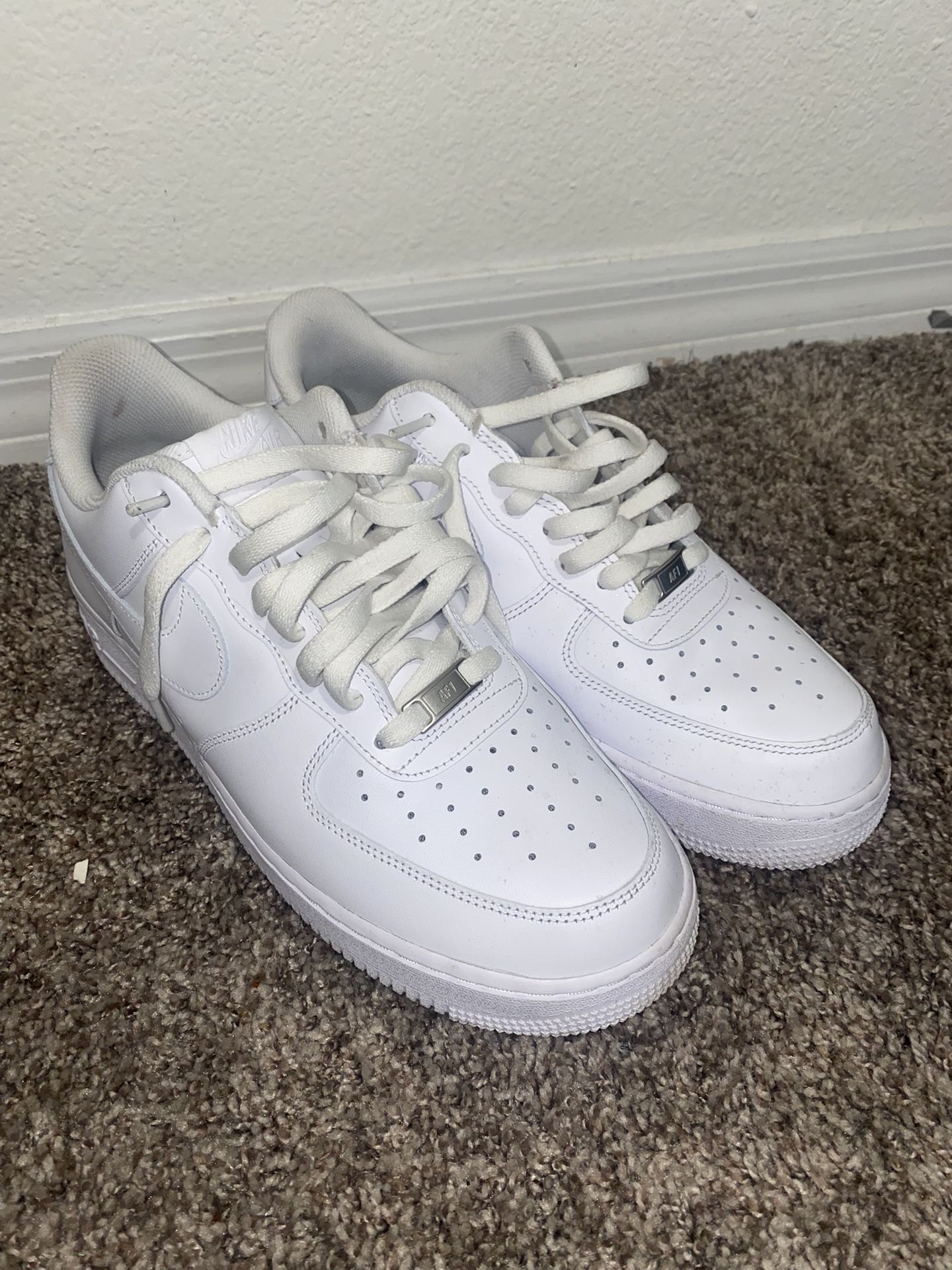 All White Air Force 1’s