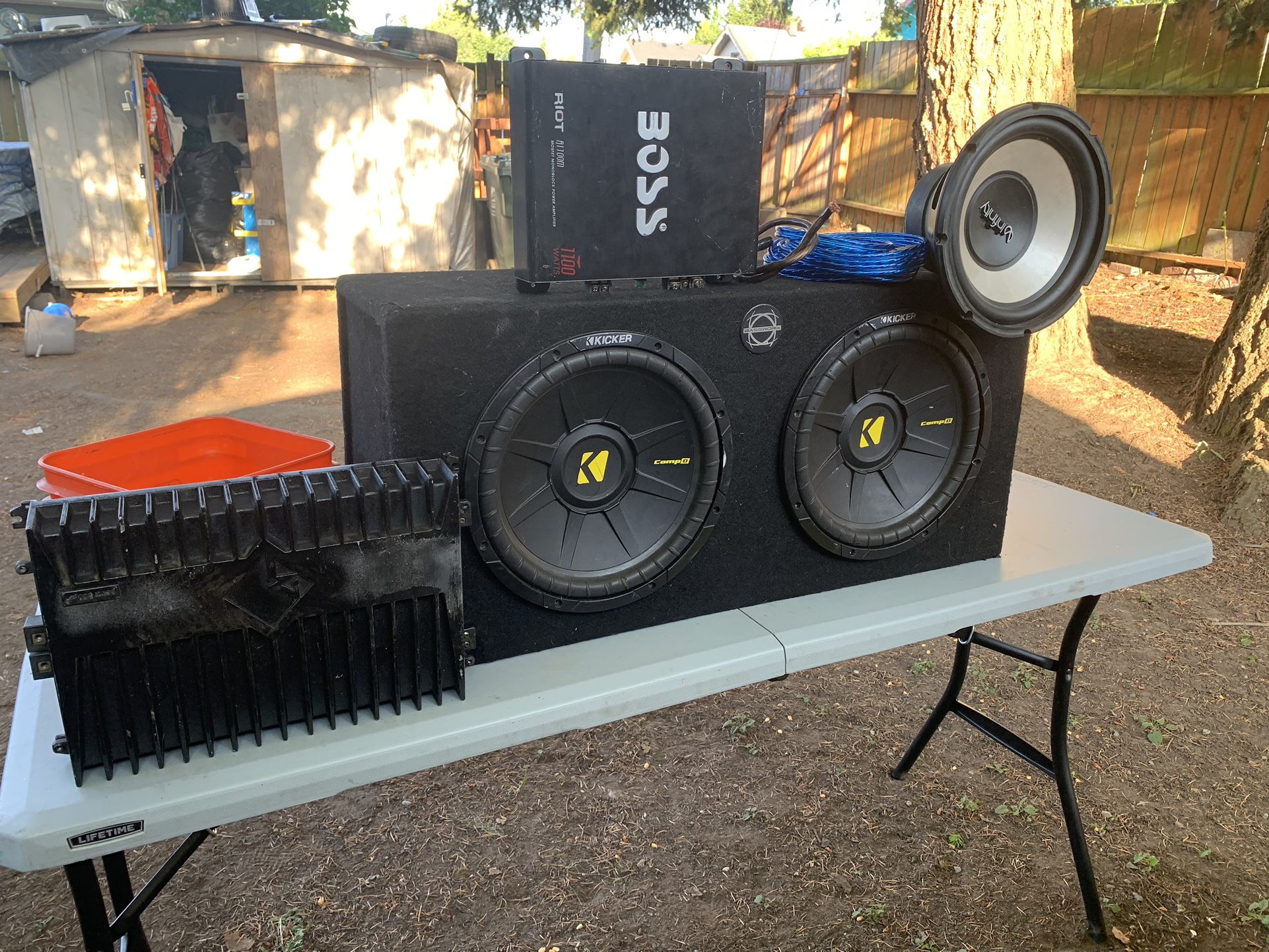 Subs An Amps for Sale in Ruston, WA OfferUp