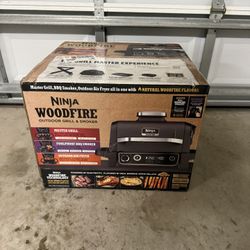 Ninja Wood Fire Outside Grill/smoker Brand New