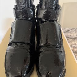 Michael kors Women Boots Size 8.5