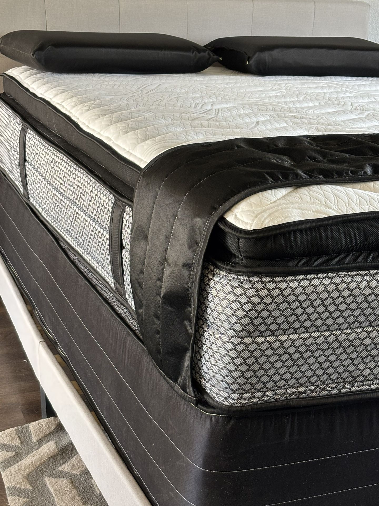 Brand New 12.5 Inch Pillow Top Mattress Only/Twin $149/Full $179/Queen $219/King $269/Fast Delivery