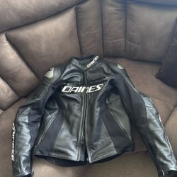 DAINESE RACING 3 PERF. LEATHER JACKET 52