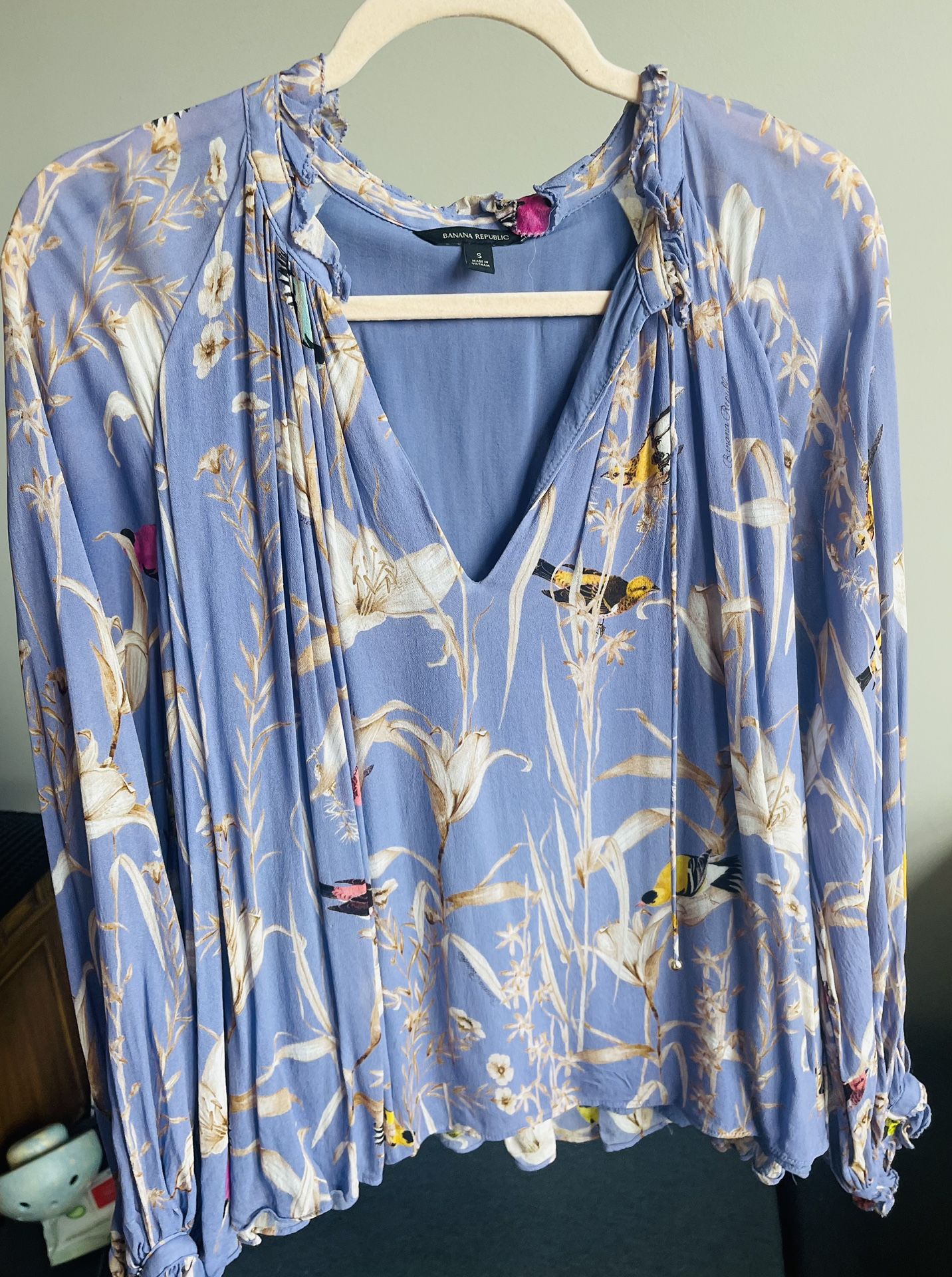 Flowy Bird Blouse Banana Republic