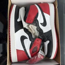 Jordan Retro 1 Black Toe (2016)
