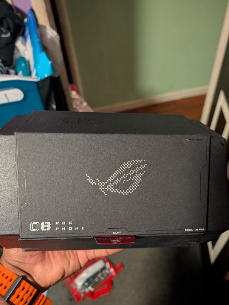 Asus ROG 8 Pro 512GB North American And Cases