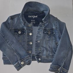 Size 4/5 Kids Cat & Jack Denim Jacket.   Near mlk/Craig 