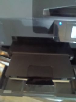 Like New HP Office Jet All In One Wireless Printer