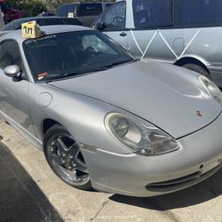 2001 Porsche 911 Carrera 4 SELLING COMPLETE PARTS CAR CLEAN TITLE