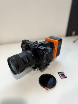Canon R5 C 8K Cinema Camera Bundle + Sigma 17-40mm F1.8 Art Lens