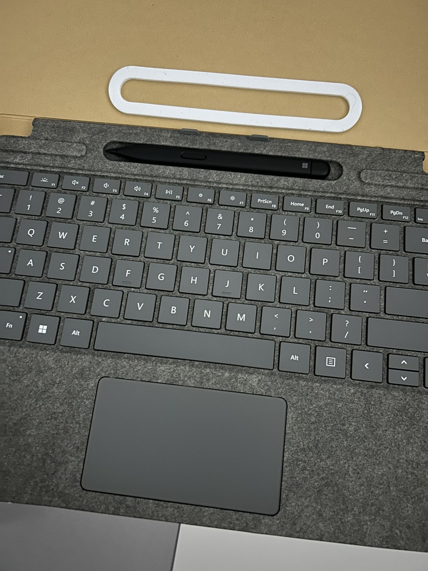 Surface Pro Keyboard + Slim Pen 2