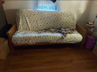 Solid wood frame Futon Sofa/ bed