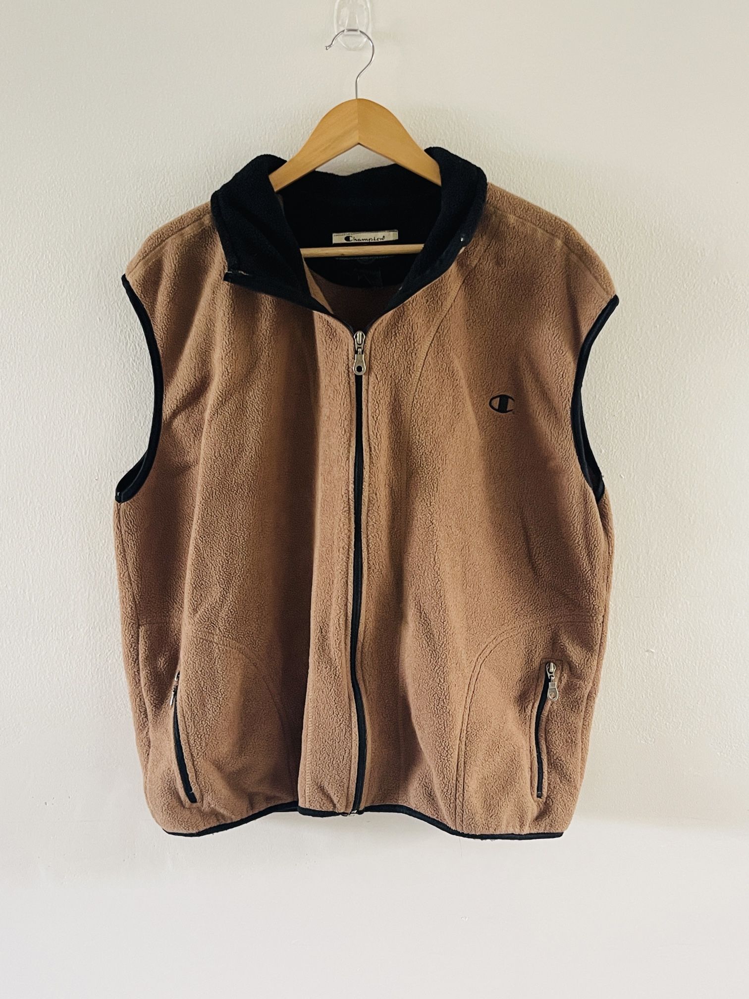 Vintage champion vest from the 1990s Tag is blurred out. BinQ