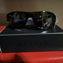 Oakley Sunglasses 