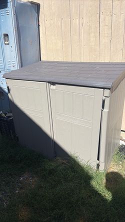 Craftsman storage, 2’ x 4’