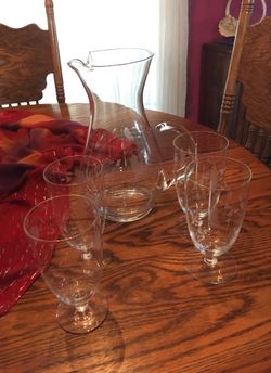 Princess house large picture and four stem glasses