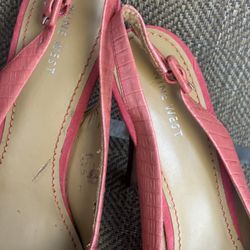 Nine West Sharina Pink Melon Sling Back Platform Heels Size 12M  Excellent Condition. Clean, well cared for, lots of life left . Ready for pickup or s