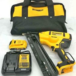 DEWALT 20V MAX XR Lithium-Ion Cordless 15-Gauge Finish Nailer
