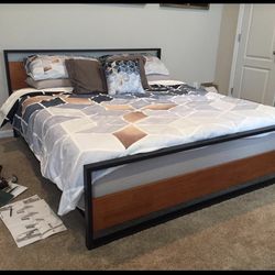 King size bed with memory foam mattress