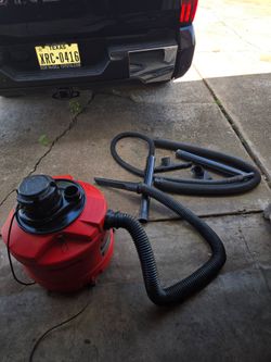 vacuum water