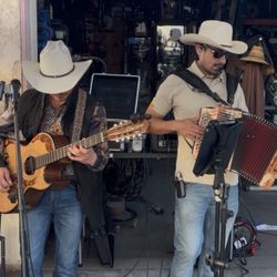 Norteño Guitarra Y Acordeon