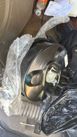 Brake booster 03-06 brake booster