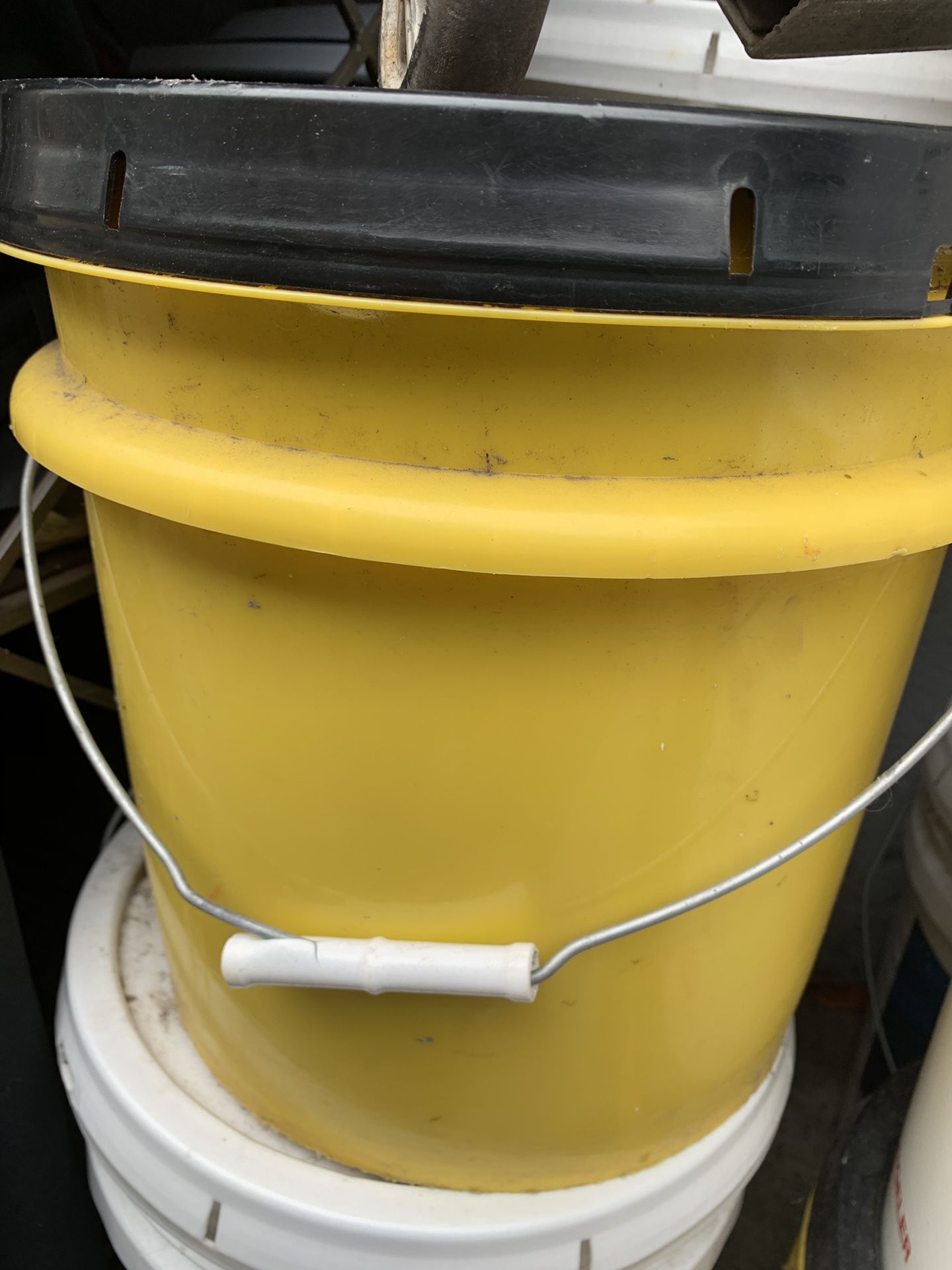 Electrical staples