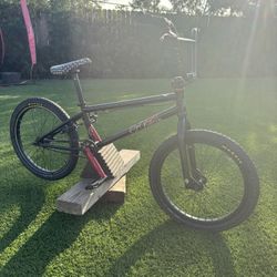 20.75 Inch GT BMX Bike