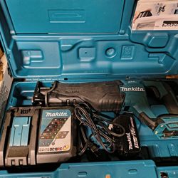 Mikita Sawsall With Case And Charger 