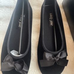 Black Flats Size 8 1/2 
