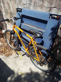 2003–2004 Gary Fisher Marlin Hybrid Bike – Lightweight, Great Condition!