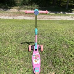 Girls Scooter With 2 Front Wheels 