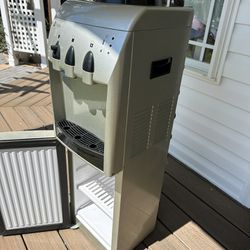 GE Profile Water Cooler / Refrigerator Hot And Cold