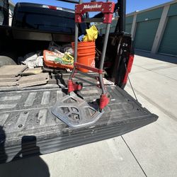 Milwaukee Foldable Hand Truck