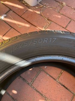 225/50/17 tire