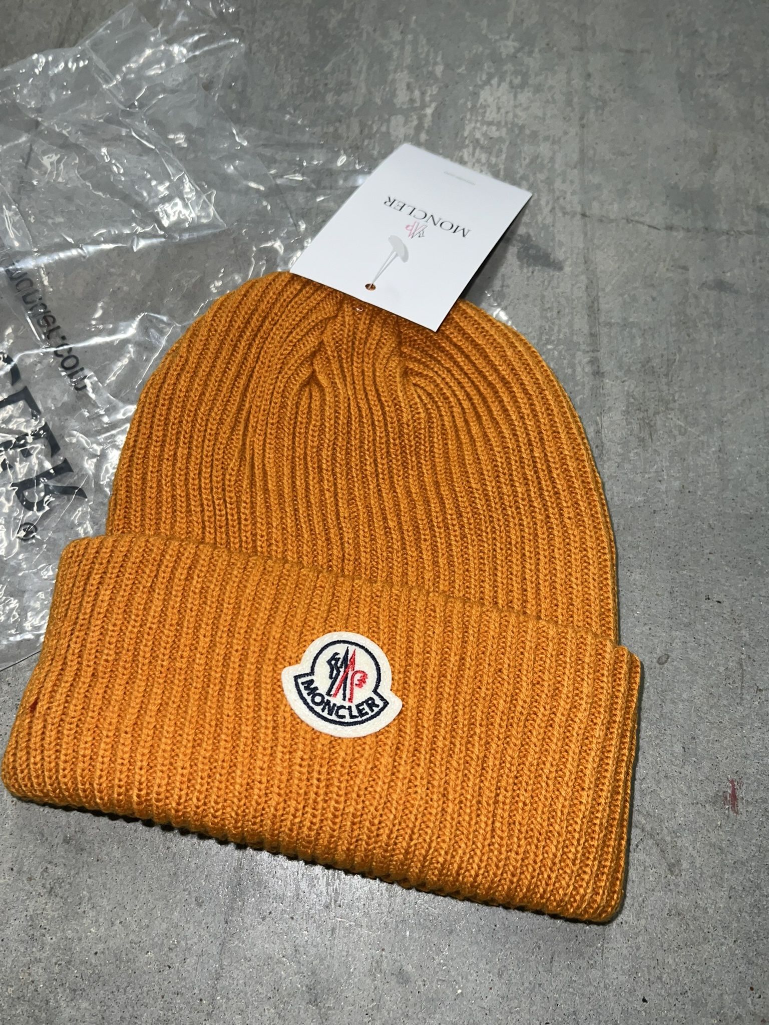Moncler beanie